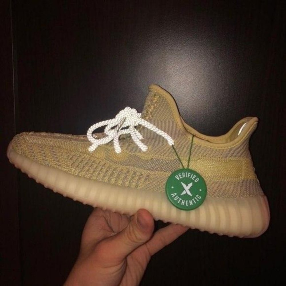 The Yeezy Boost 350 V2 maintained its grip hold